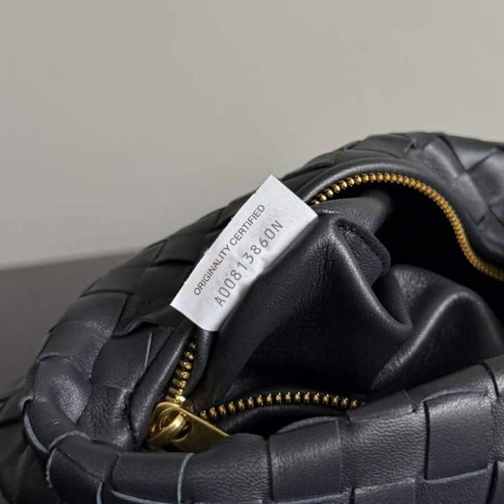 Picture of Bottega Veneta Handbags _SKUfw231688387fw